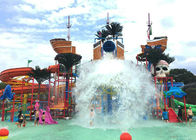 สนามกีฬาสวนน้ำยักษ์สถานที่อุปกรณ์สไลด์ไฟเบอร์กลาสสำหรับสวนสนุก