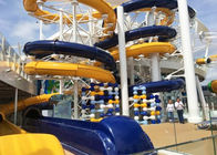 Aqua Park Spiral Water Slide ภาพนิ่งสระว่ายน้ำกลางแจ้งในร่ม / ในร่ม
