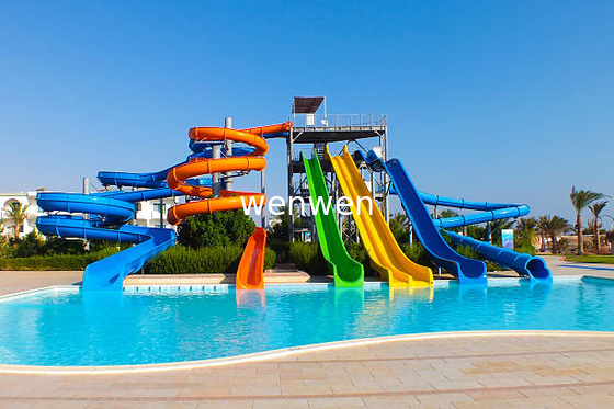 Holiday Resort Family Water Slide สไลด์ไฟเบอร์กลาสสำหรับสวนน้ำธีม
