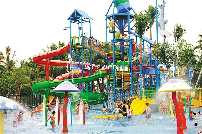 0.6m/Lane Water Park Slide Tube/Body Slide สําหรับการผจญภัยในครอบครัว
